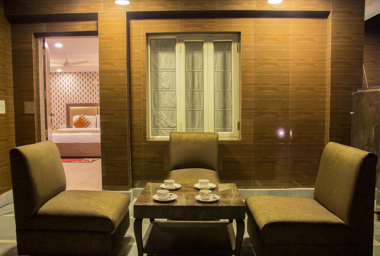 Hotel Pawan Plaza Near Sir Ganga Ram Hospital Delhi  Ngoại thất bức ảnh
