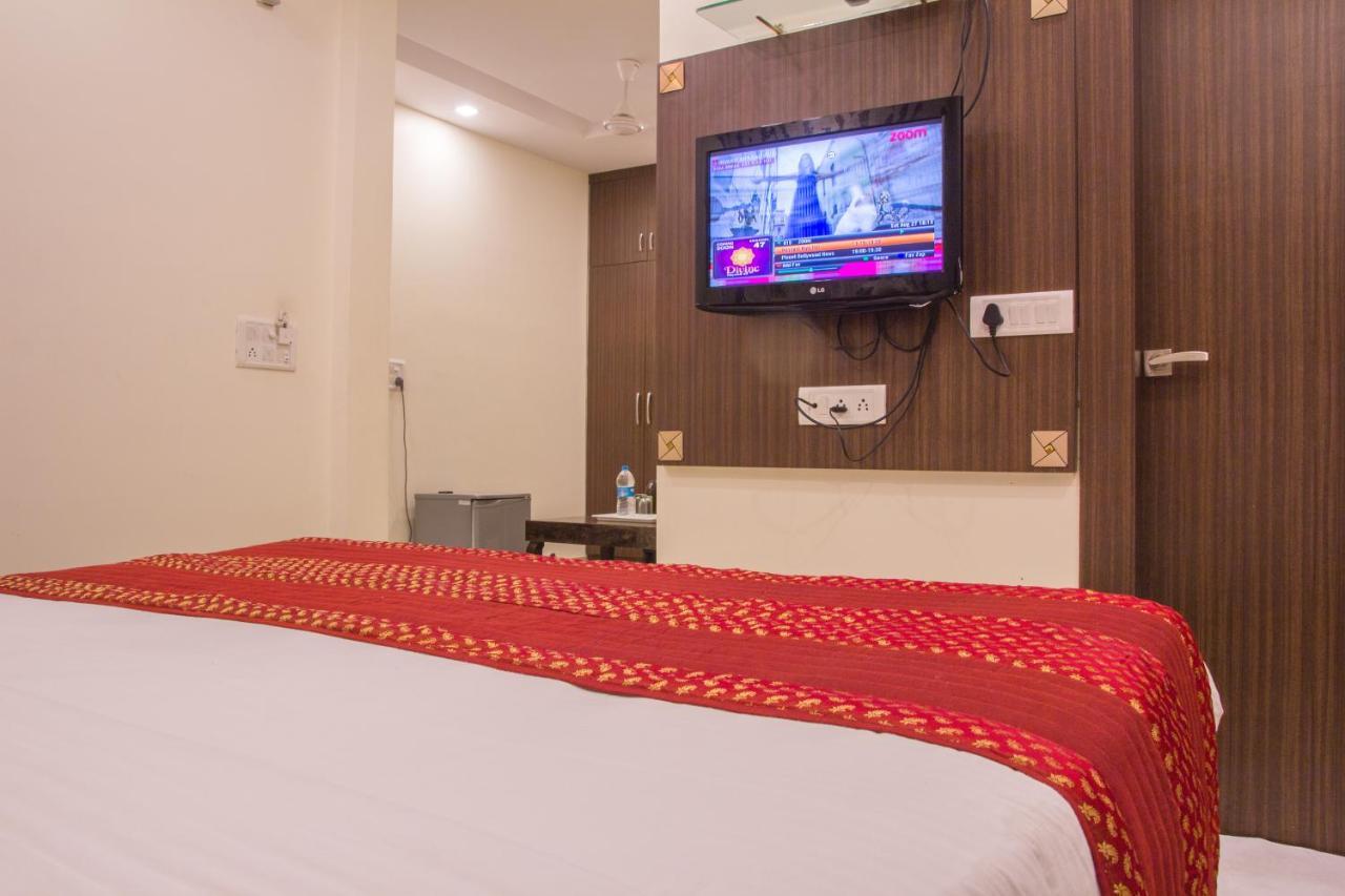 Hotel Pawan Plaza Near Sir Ganga Ram Hospital Delhi  Ngoại thất bức ảnh