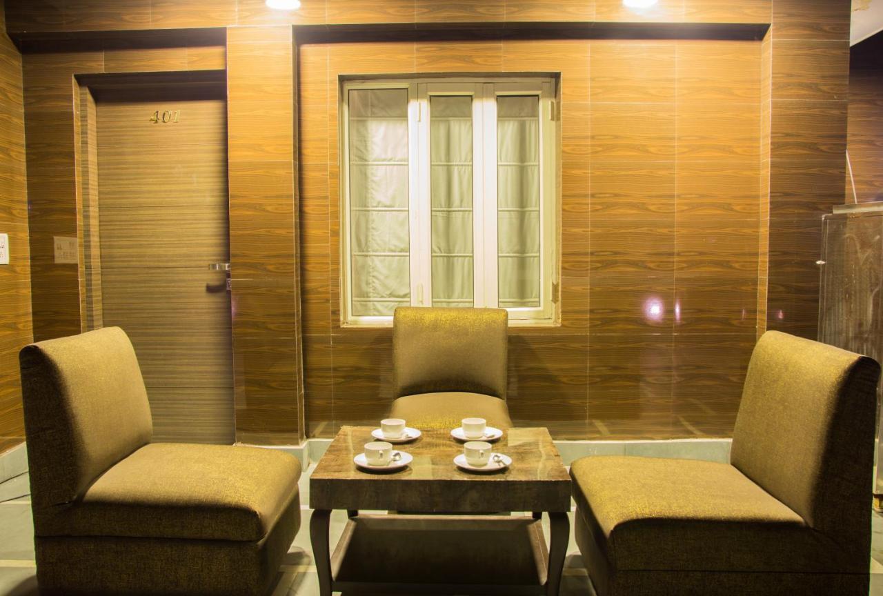 Hotel Pawan Plaza Near Sir Ganga Ram Hospital Delhi  Ngoại thất bức ảnh