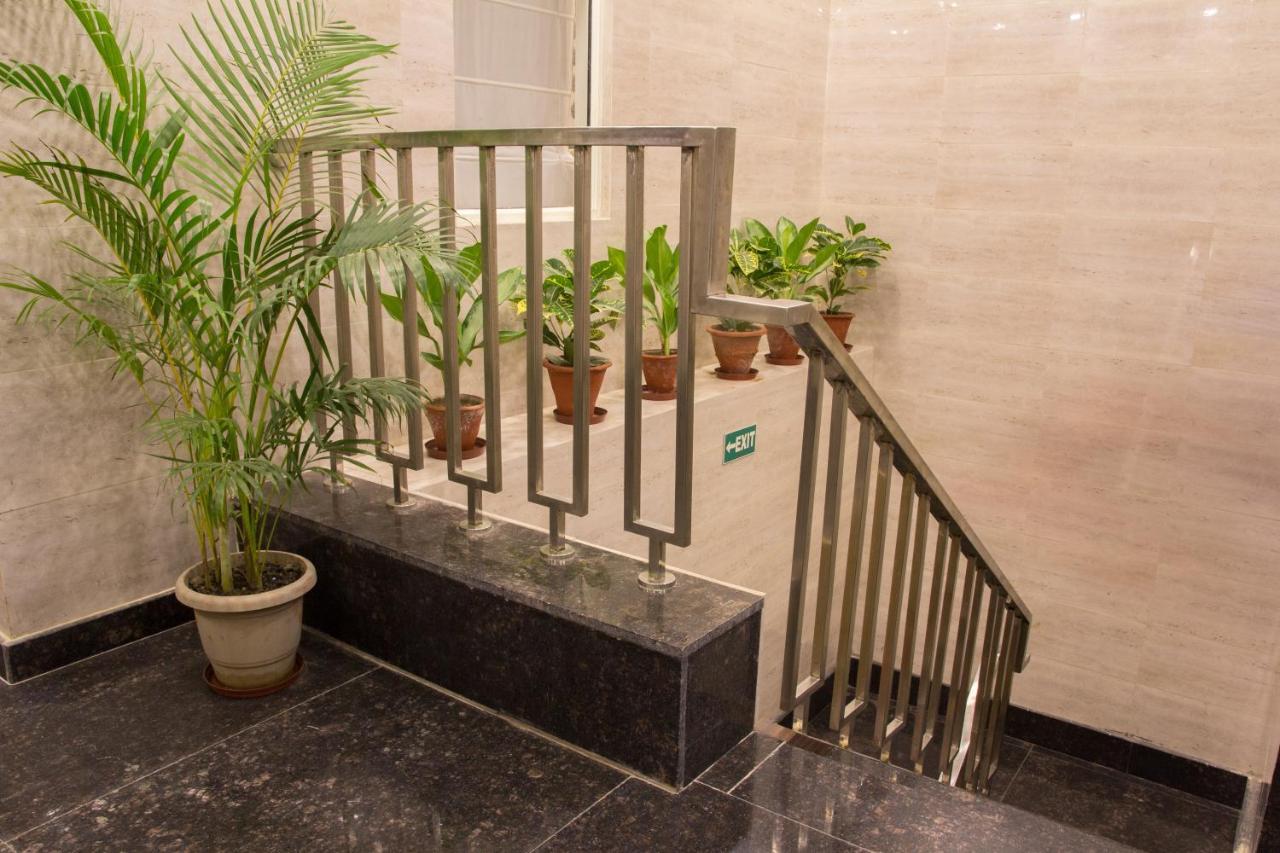 Hotel Pawan Plaza Near Sir Ganga Ram Hospital Delhi  Ngoại thất bức ảnh