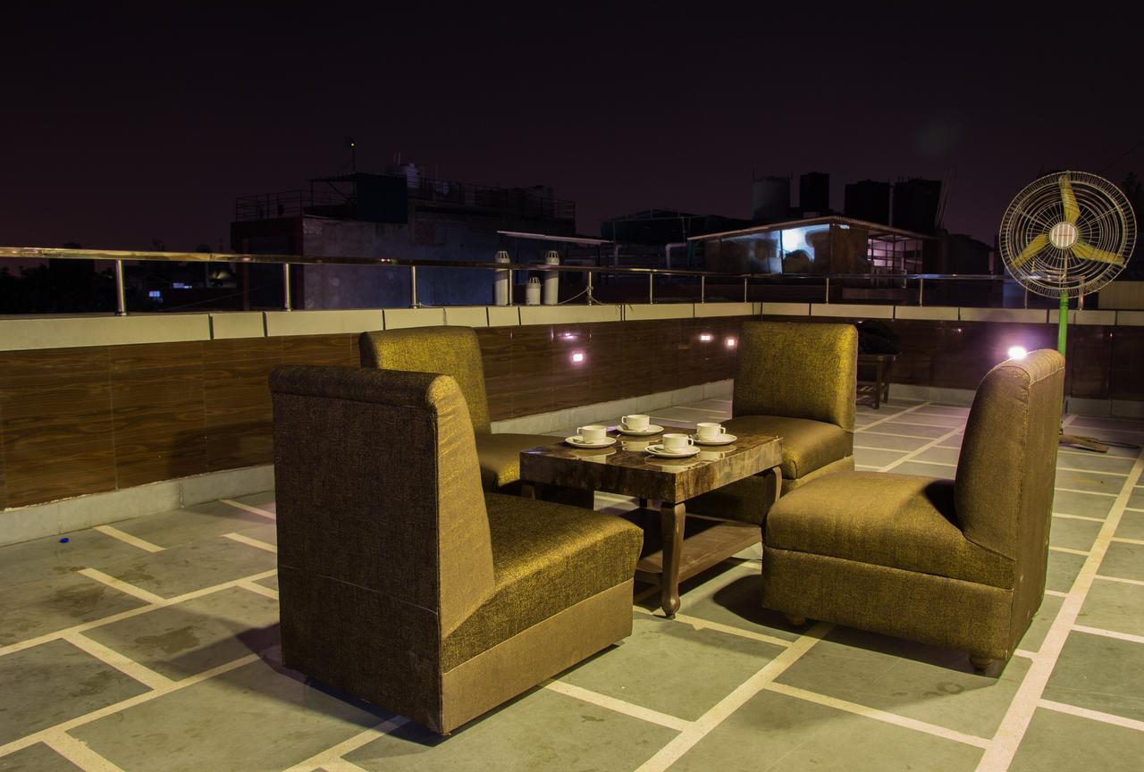 Hotel Pawan Plaza Near Sir Ganga Ram Hospital Delhi  Ngoại thất bức ảnh