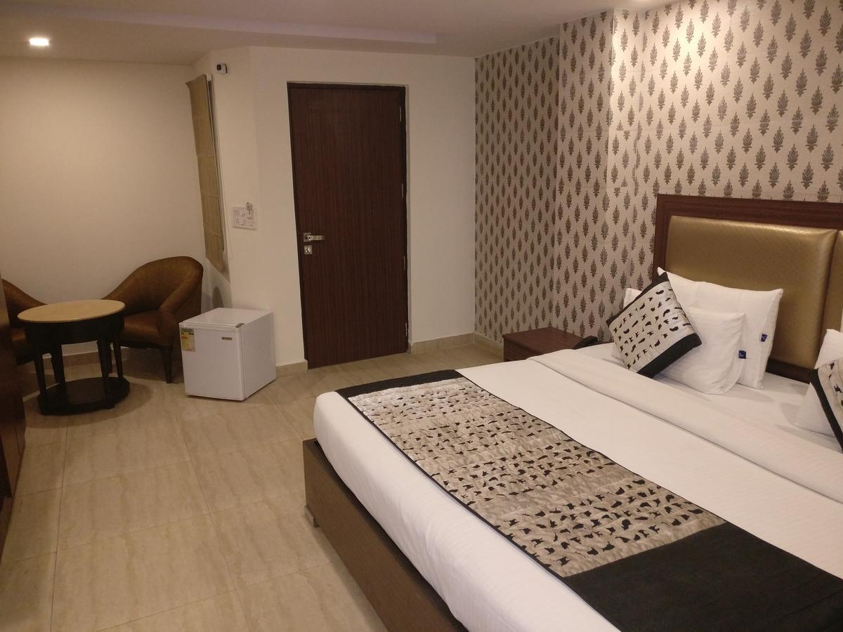 Hotel Pawan Plaza Near Sir Ganga Ram Hospital Delhi  Ngoại thất bức ảnh