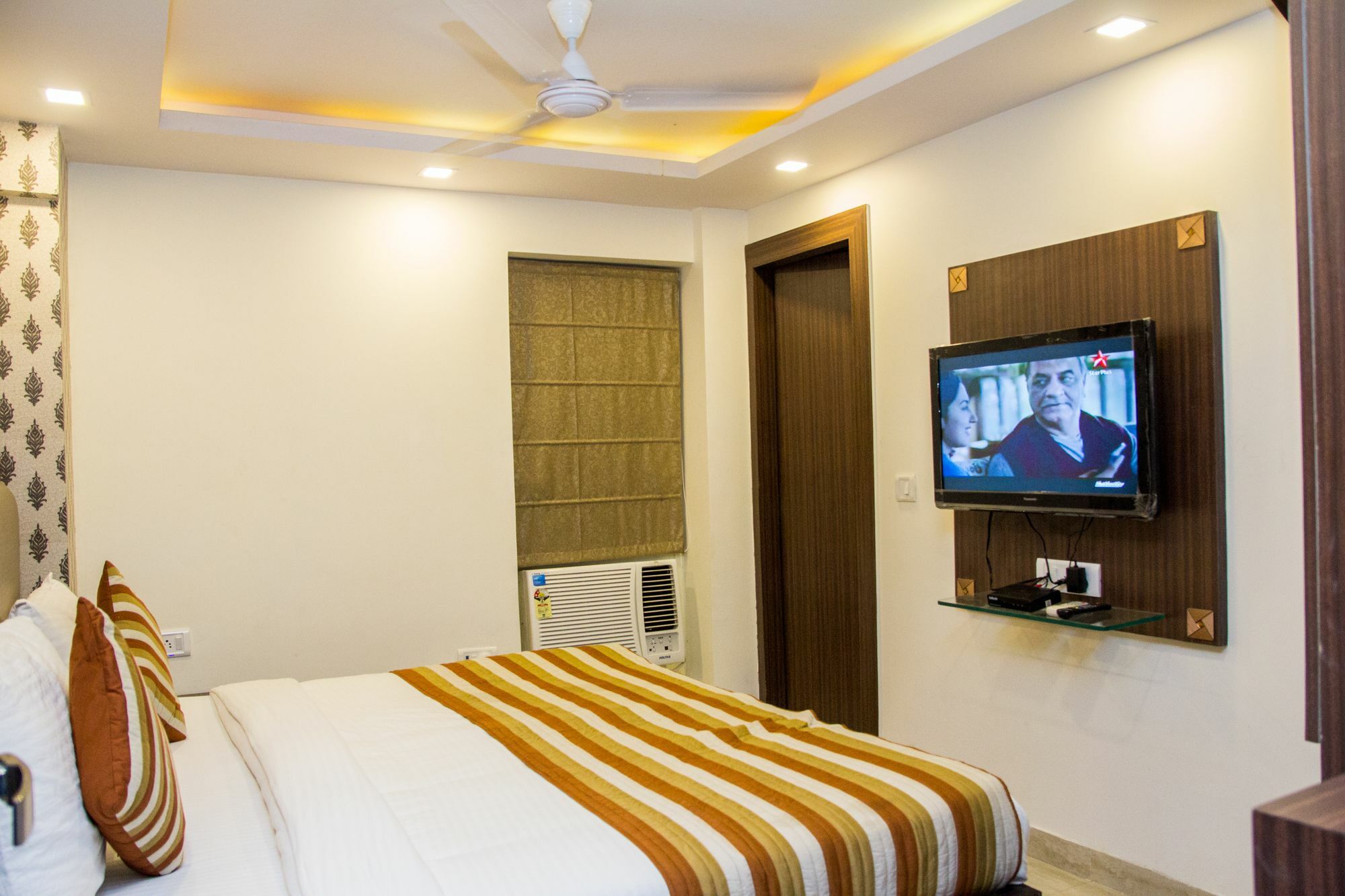 Hotel Pawan Plaza Near Sir Ganga Ram Hospital Delhi  Ngoại thất bức ảnh